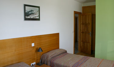 Double Room Double Room